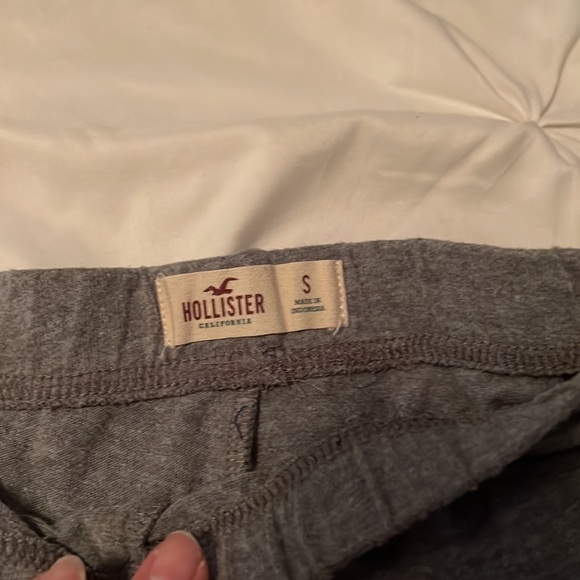 Hollister shorts. Small and xsmall. Like new. - Picture 2 of 5